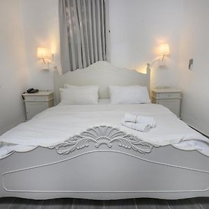 Economy King Room